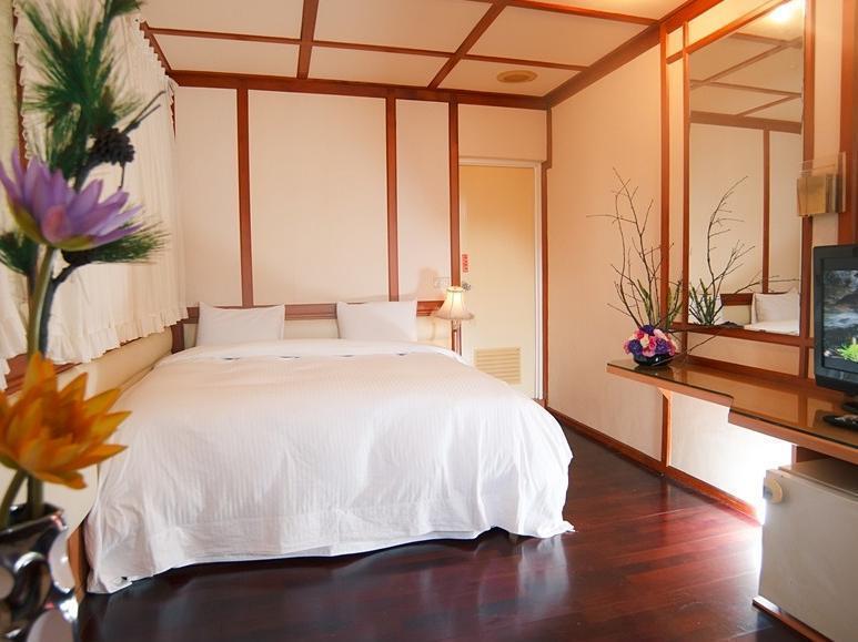Day Chen Hotel Yilan Buitenkant foto